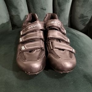 Cycling Shoes with SPD Cleats